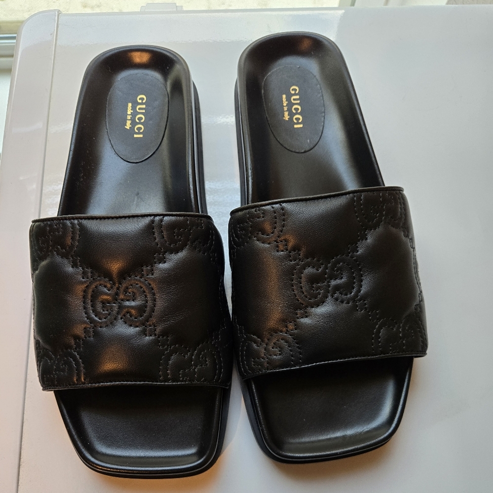 Gucci Leather Black GG Women's Slide Sandals
